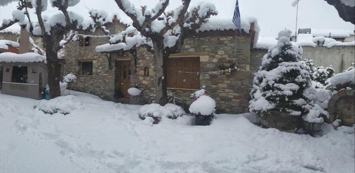 "The Stone" Apartment Agios Vlasios  Bagian luar foto
